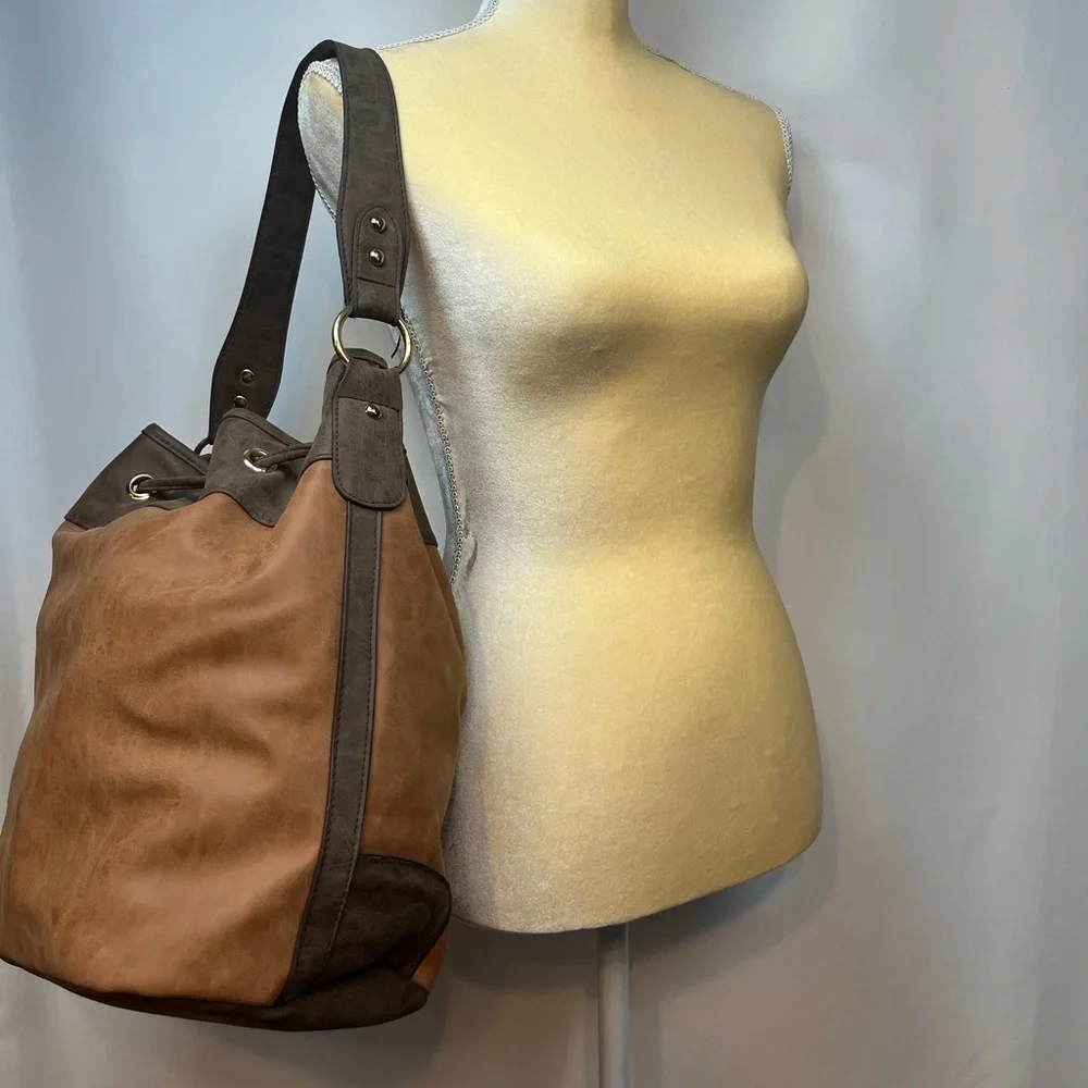 Large Brown Shoulder Bag with Shoulder Strap.